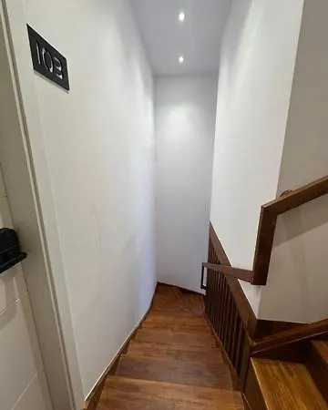 Casa Cando Πανσιόν