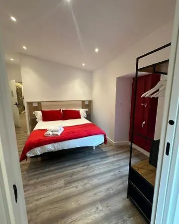 Casa Cando Πανσιόν